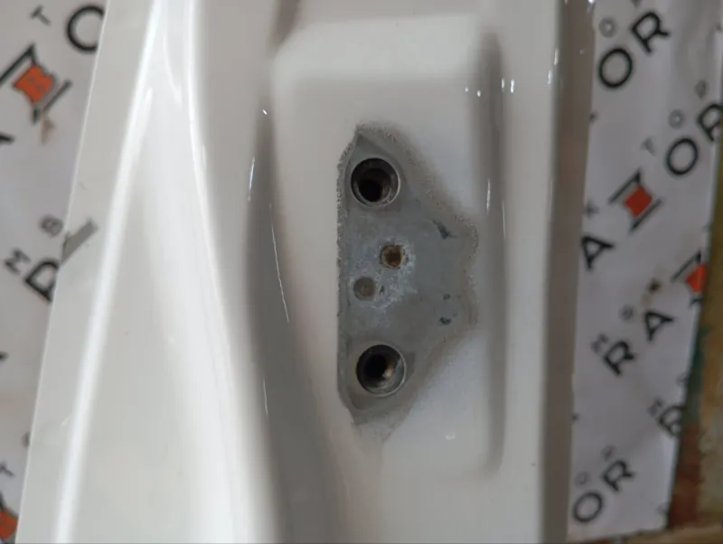 Порог с центральной стойкой