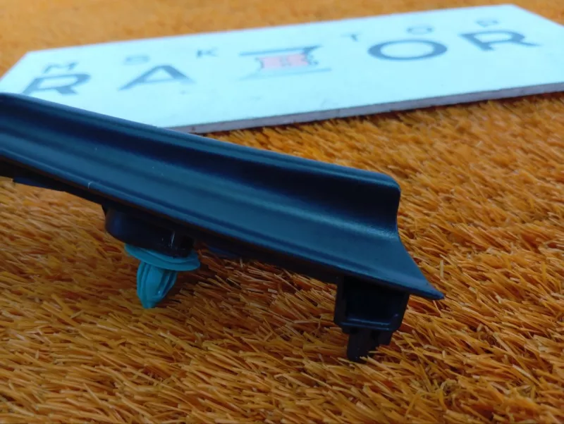 Накладка зеркала внутренняя