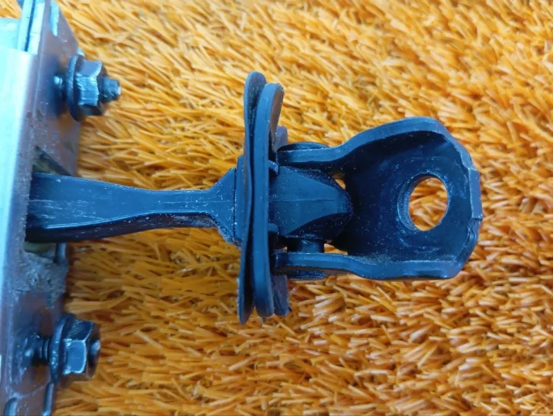 Ограничитель двери