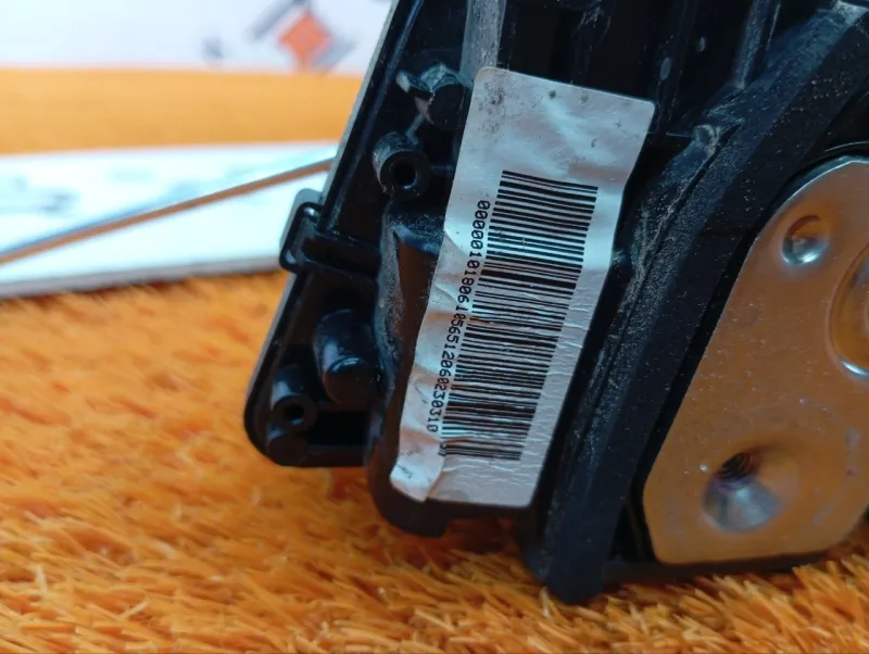 Замок двери