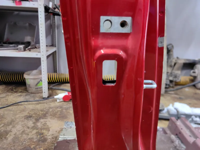 Порог с центральной стойкой