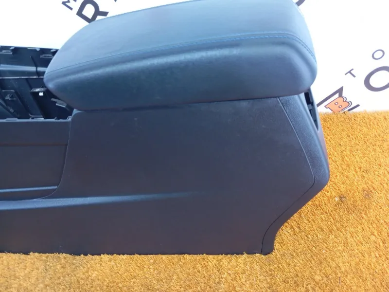 Консоль центральная