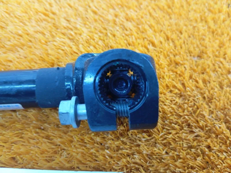 Рулевой карданчик