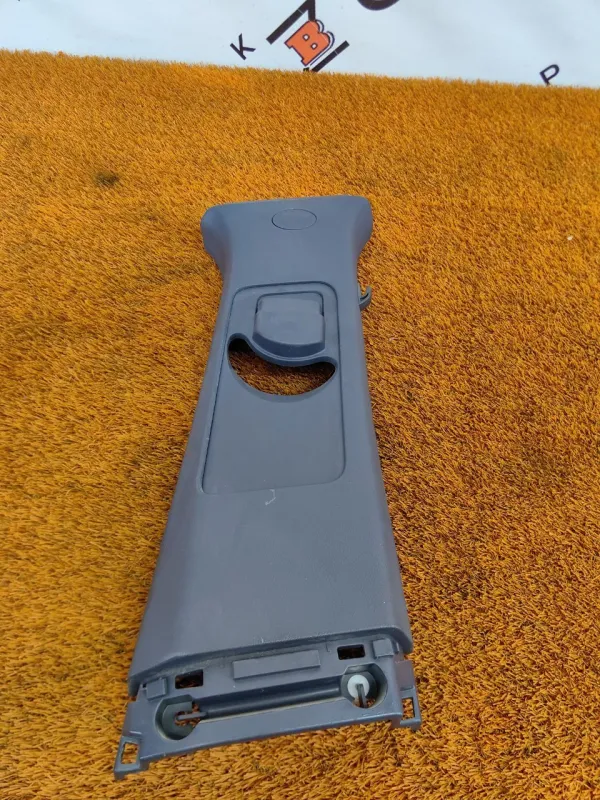 Обшивка стойки