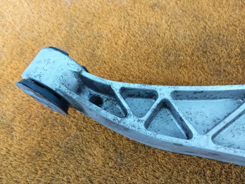 Кронштейн редуктора