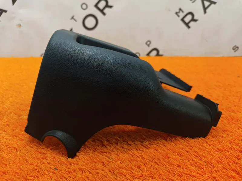 Кожух рулевой колонки