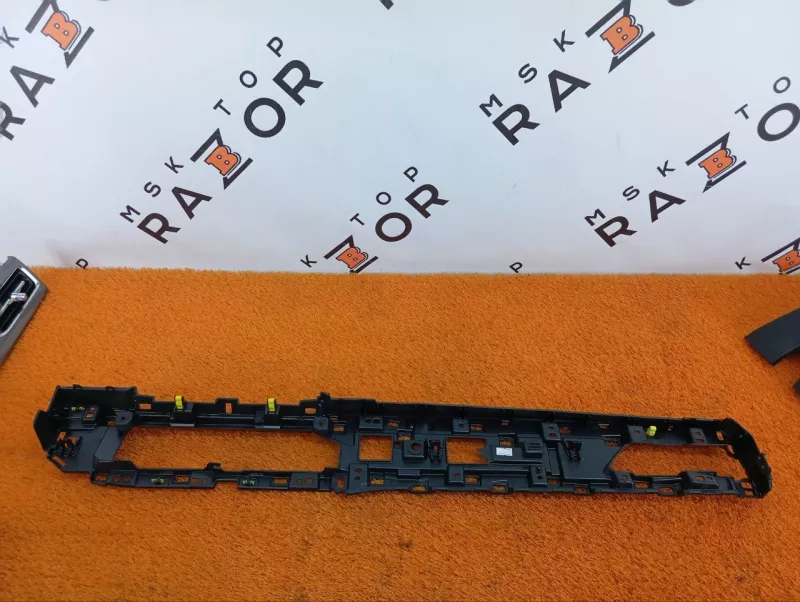 Накладка консоли