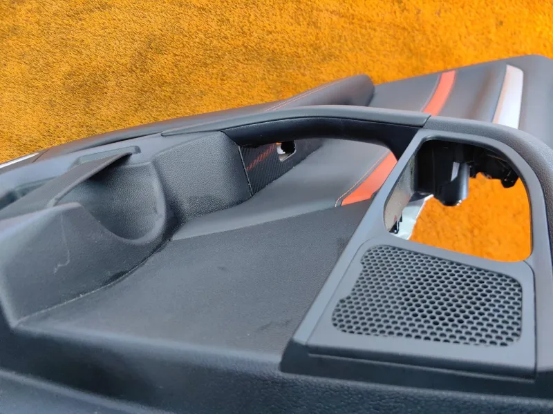 Обшивка двери