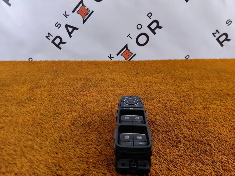 Блок управления стеклоподъемниками