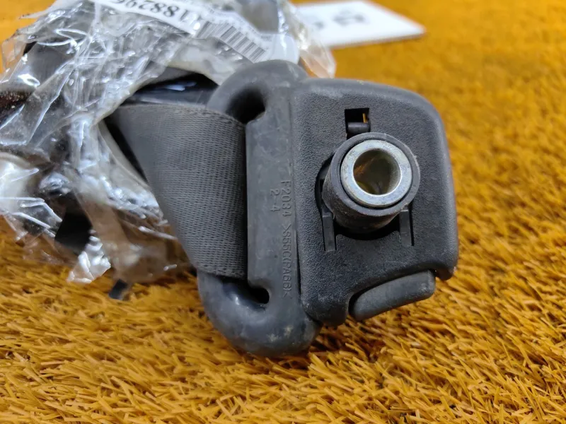 Ремень безопасности