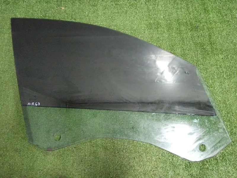 Стекло двери BMW 5-Series 2010 51337197910 F07, переднее правое