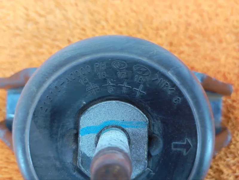 Подушка двигателя