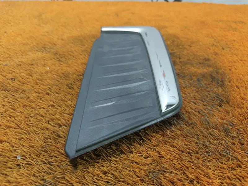 Накладка крыла