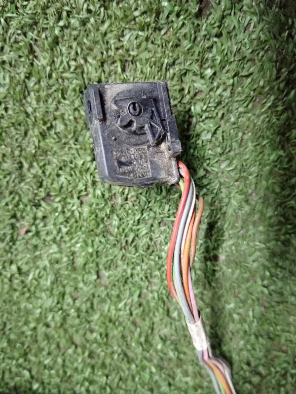 Зеркало боковое