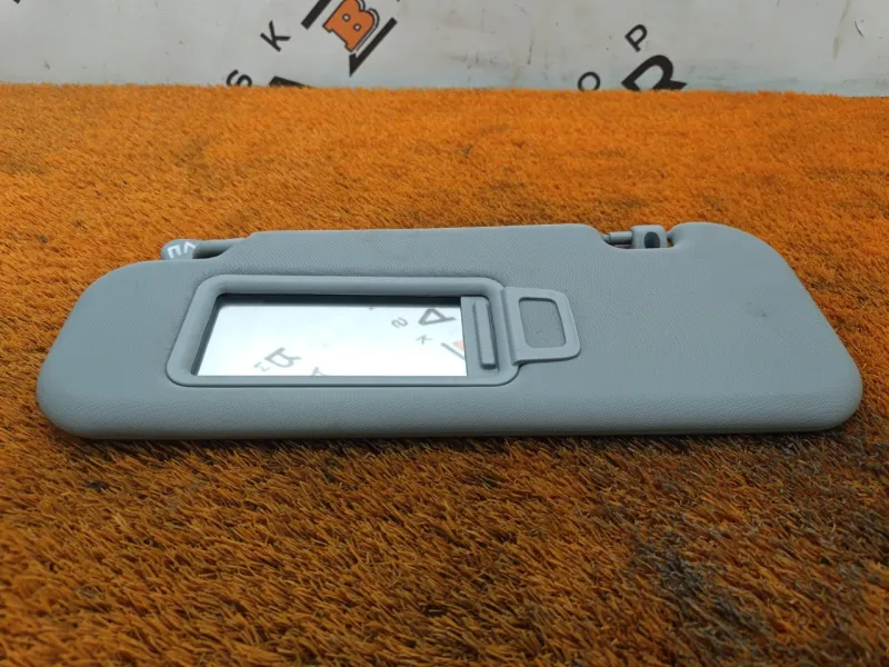 Козырек солнцезащитный