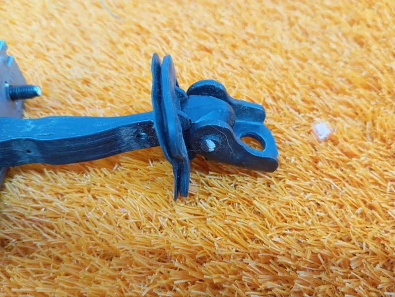 Ограничитель двери