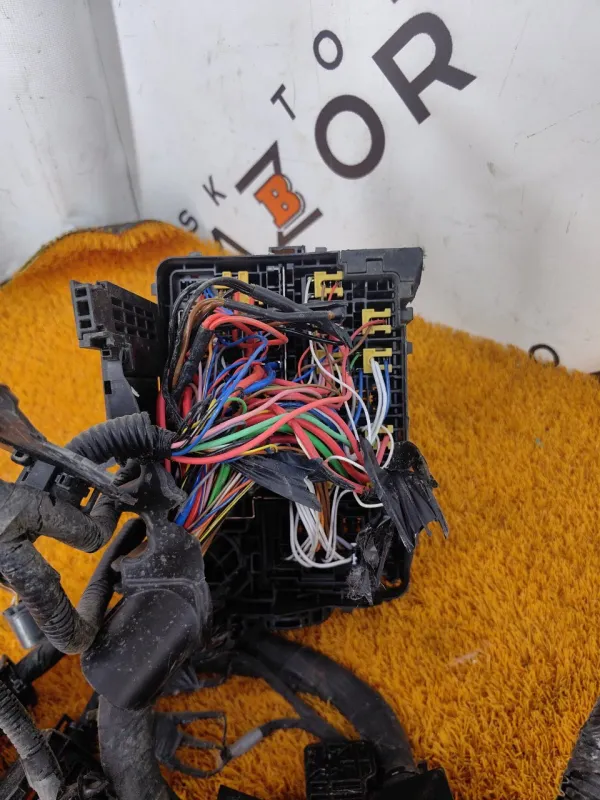 Проводка подкапотная