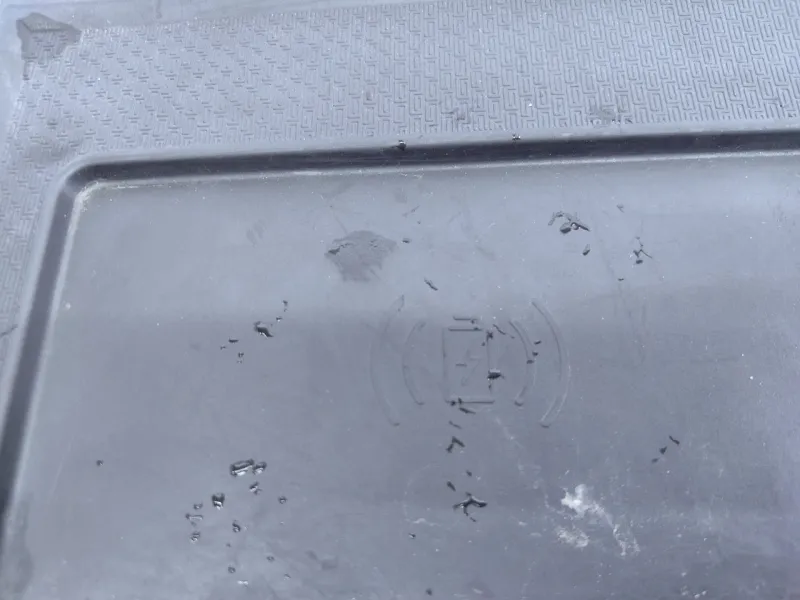 Коврик центральной консоли