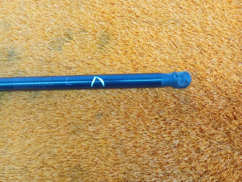 Амортизатор капота