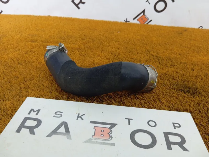 Патрубок интеркулера