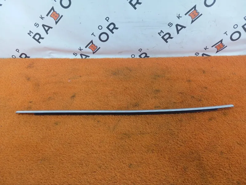 Молдинг стекла