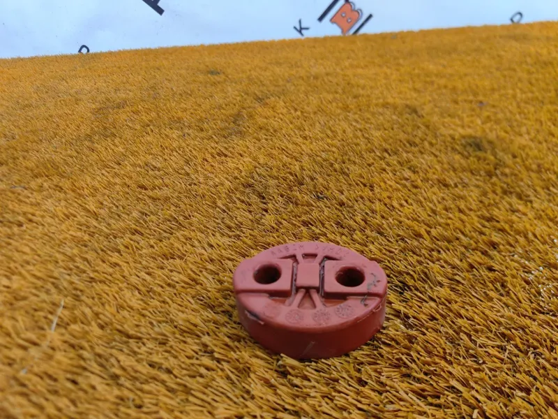 Крепление глушителя