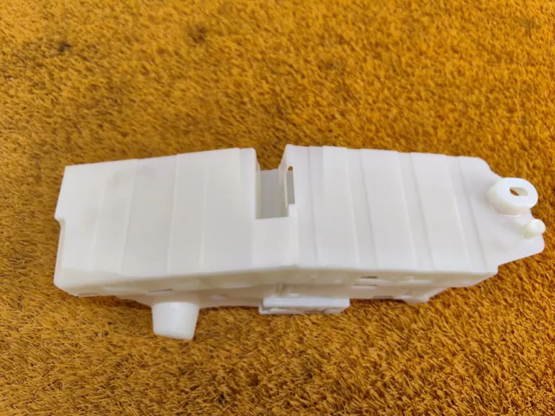 Кронштейн блока предохранителей