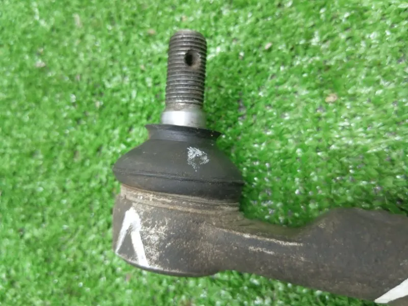 Рулевой наконечник