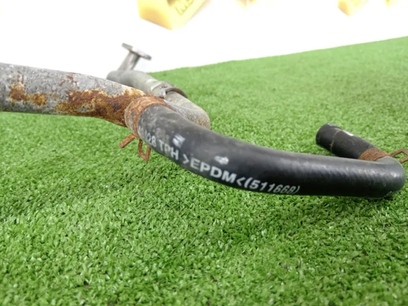 Трубка системы охлаждения