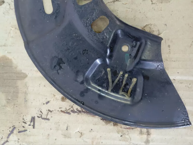 Пыльник тормозного диска