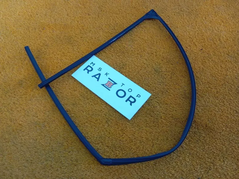 Уплотнитель двери