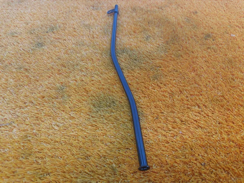 Направляющая масляного щупа