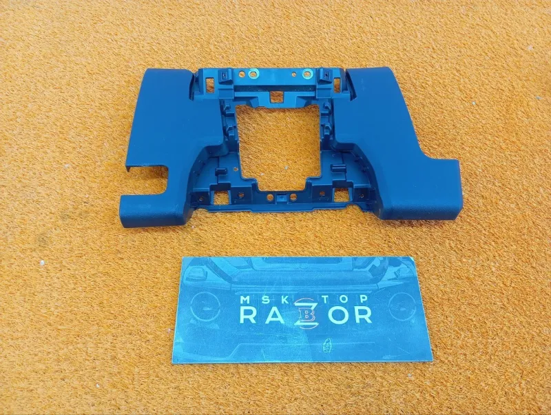 Накладка на торпедо