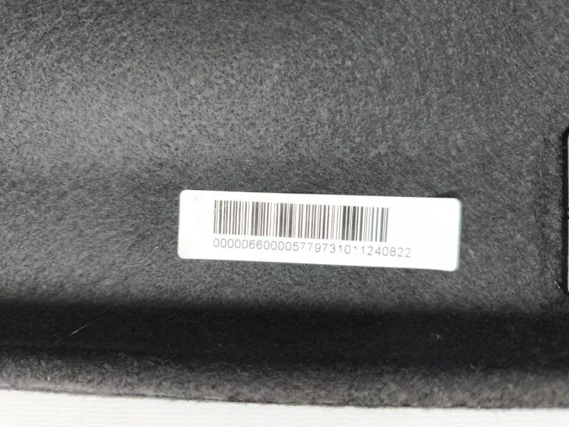 Полка багажника