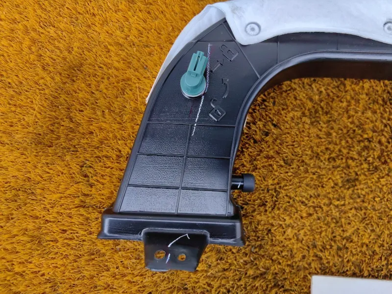 Воздуховод салона