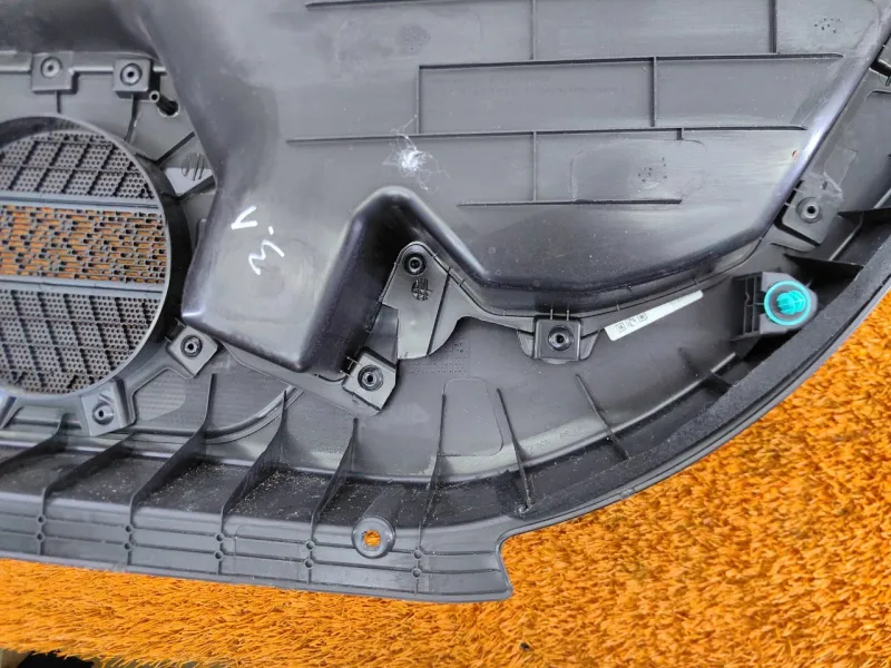 Обшивка двери