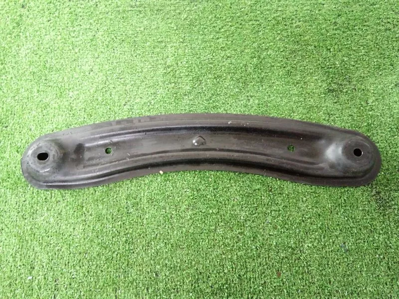 Крепление глушителя