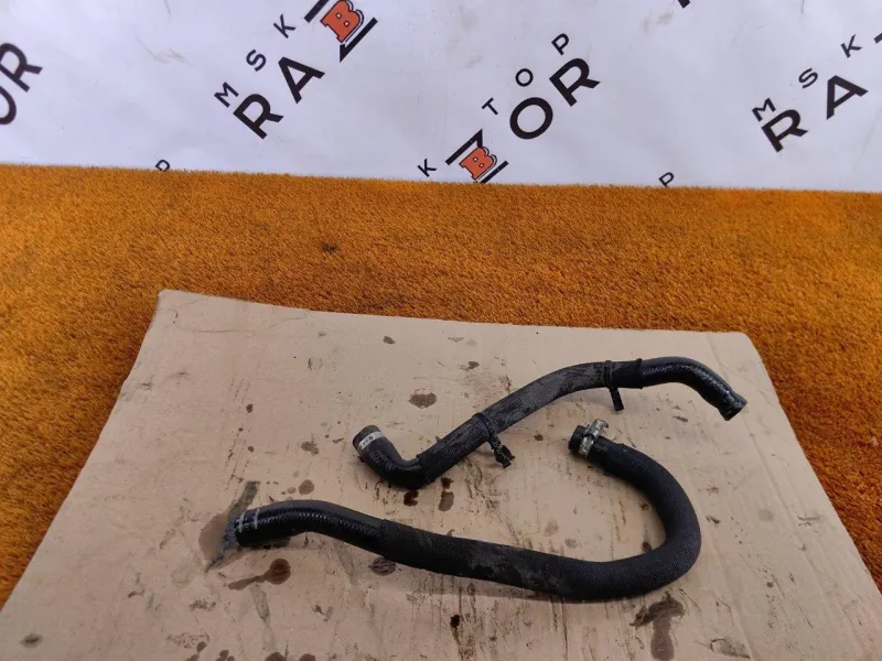 Патрубок системы охлаждения