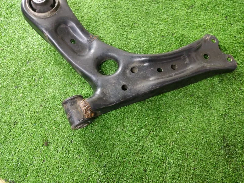 Рычаг подвески