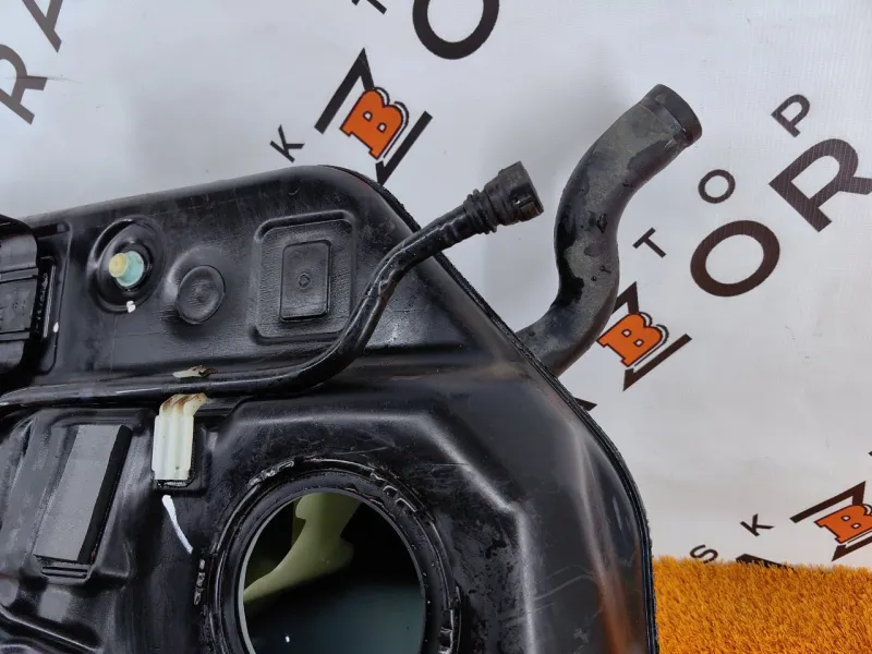 Бак топливный