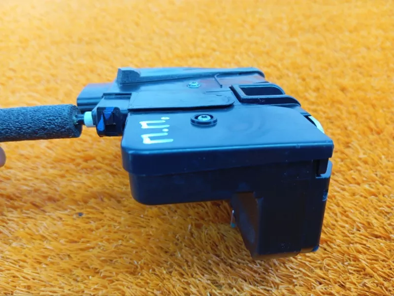 Замок двери