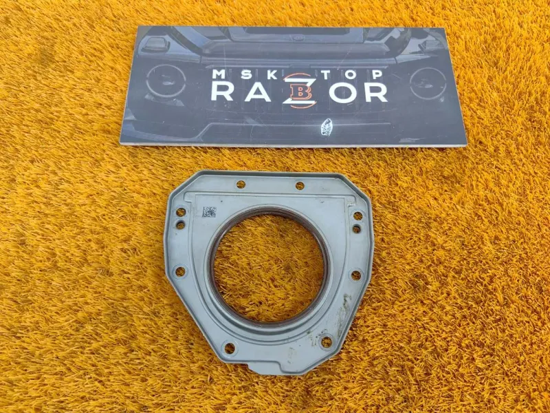 Крышка коленвала