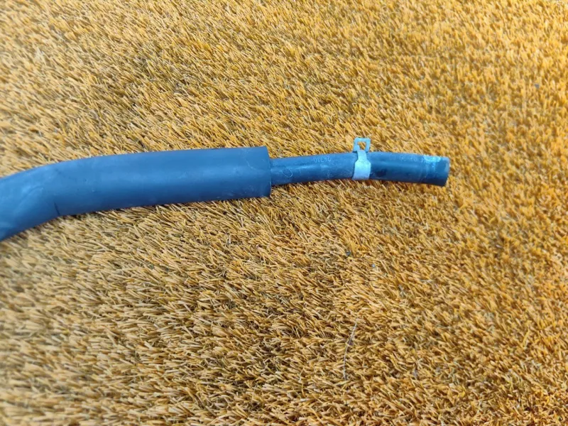 Трубка картерных газов