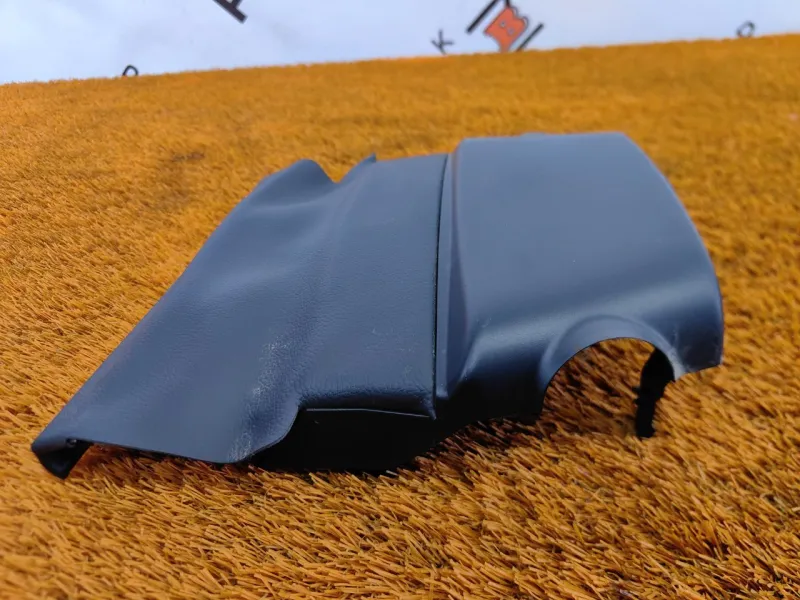 Кожух рулевой колонки