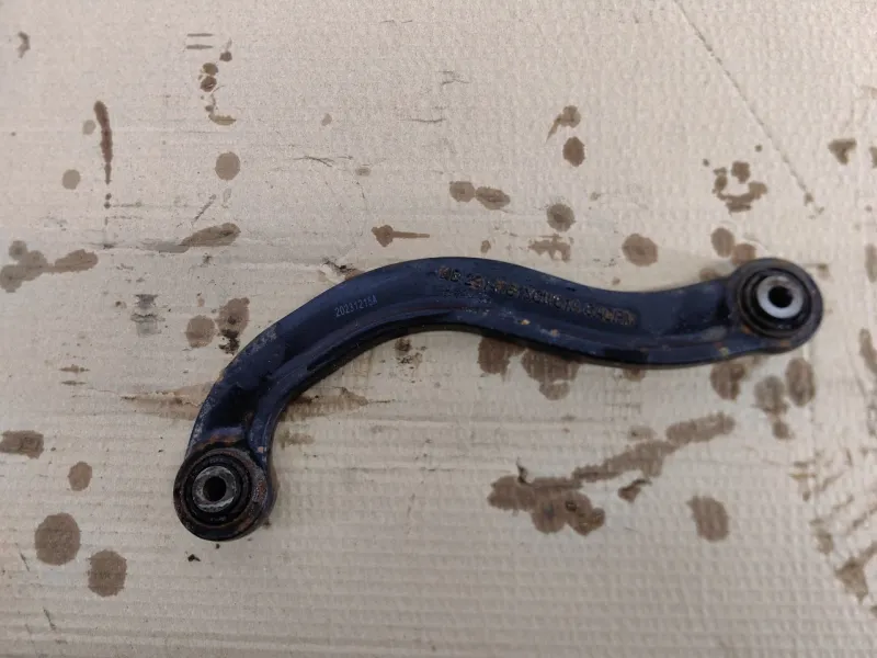 Рычаг подвески