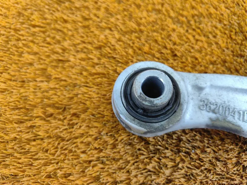 Рычаг подвески