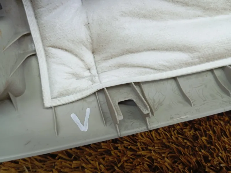 Накладка на стойку кузова