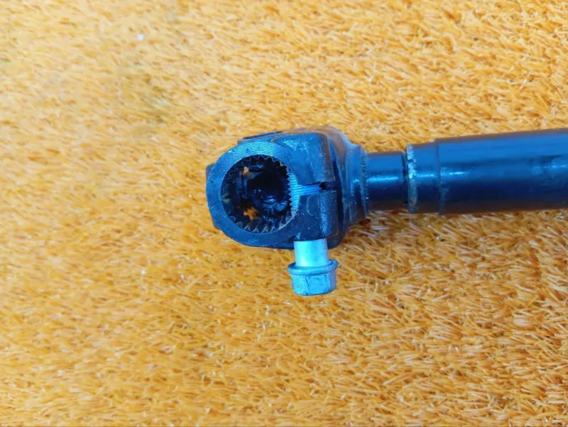 Рулевой карданчик