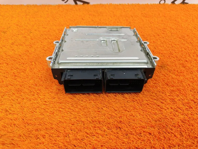 Блок управления двигателем