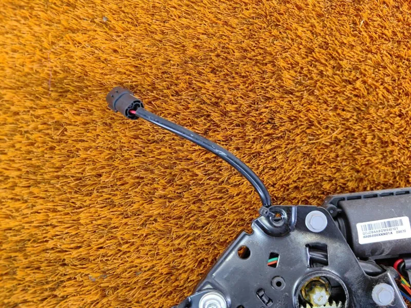 Замок багажника